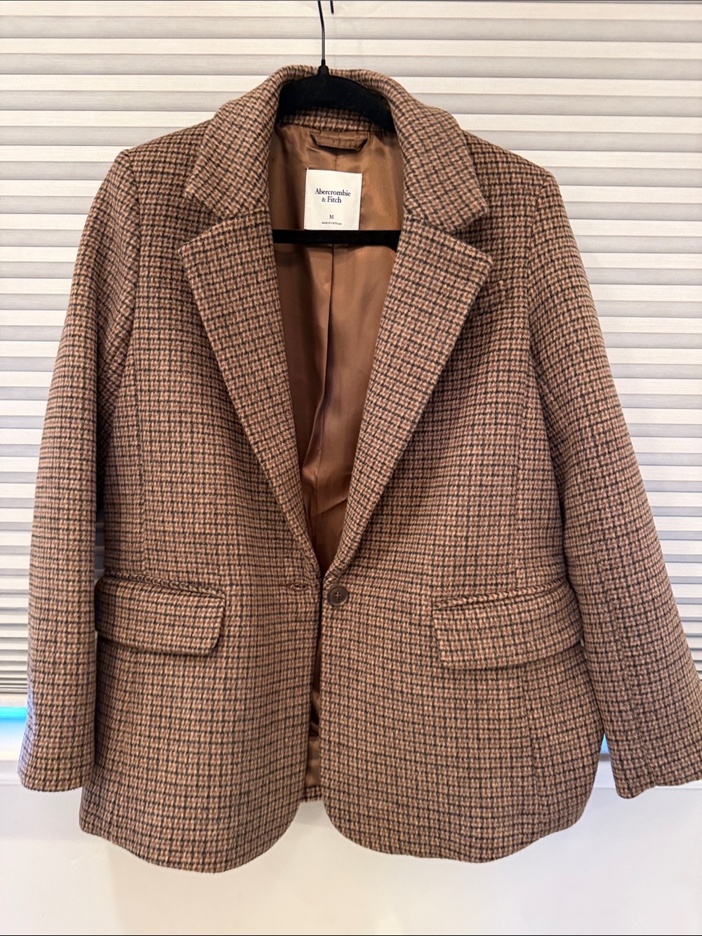 Abercrombie & Fitch Tan and Brown Houndstooth Blazer
